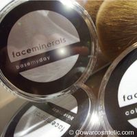 Mineral-Make-up von cowarcosmetics